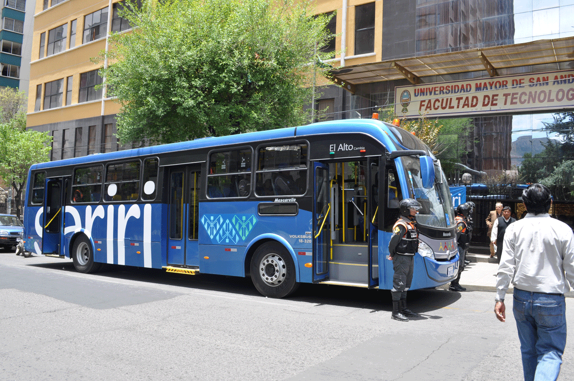 Prototipo: Bus Sariri, fue evaluado por la Facultad de Tecnología